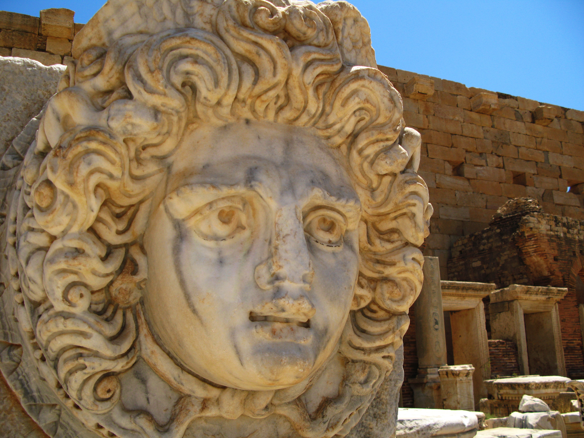 Detail of bust in the Forum.